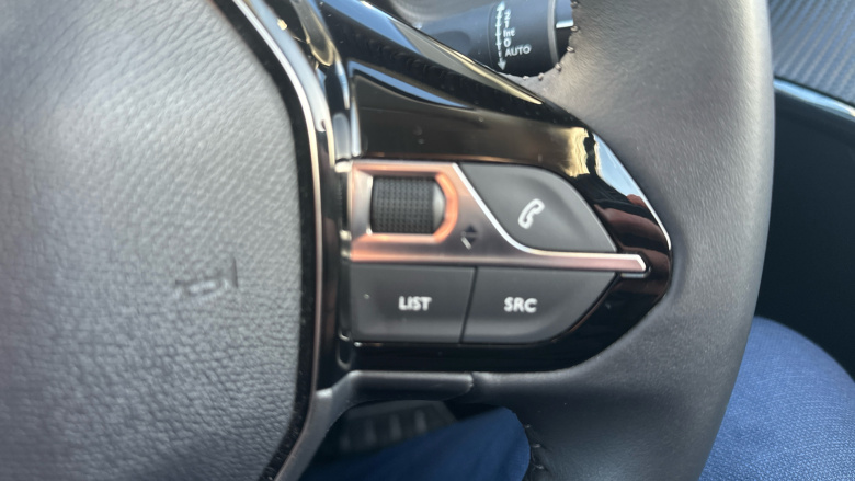 Peugeot 208 1.2 PureTech 100 Allure Premium + 5dr Petrol Hatchback